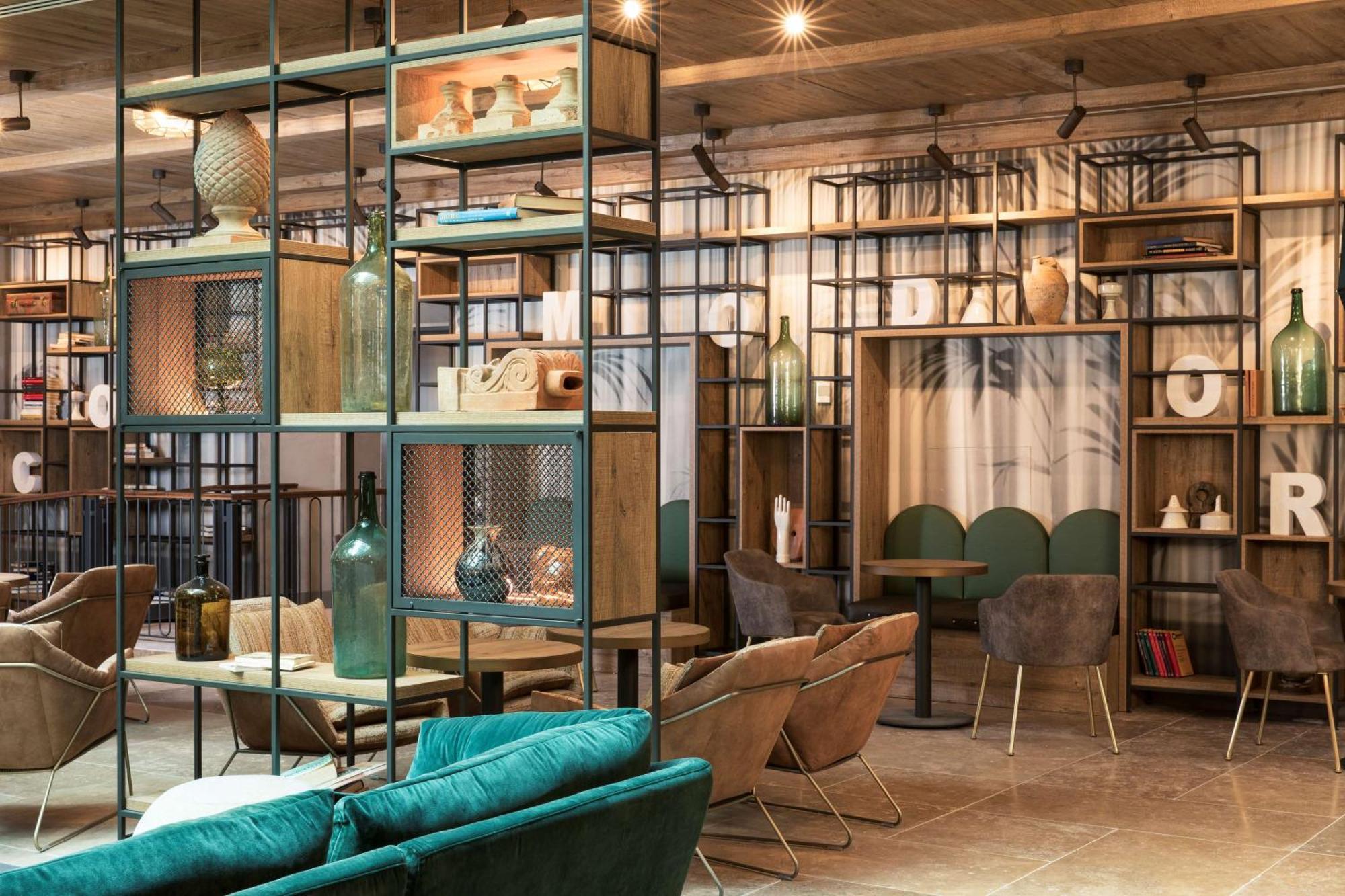 Hotel Doubletree By Hilton Rome Monti Esterno foto